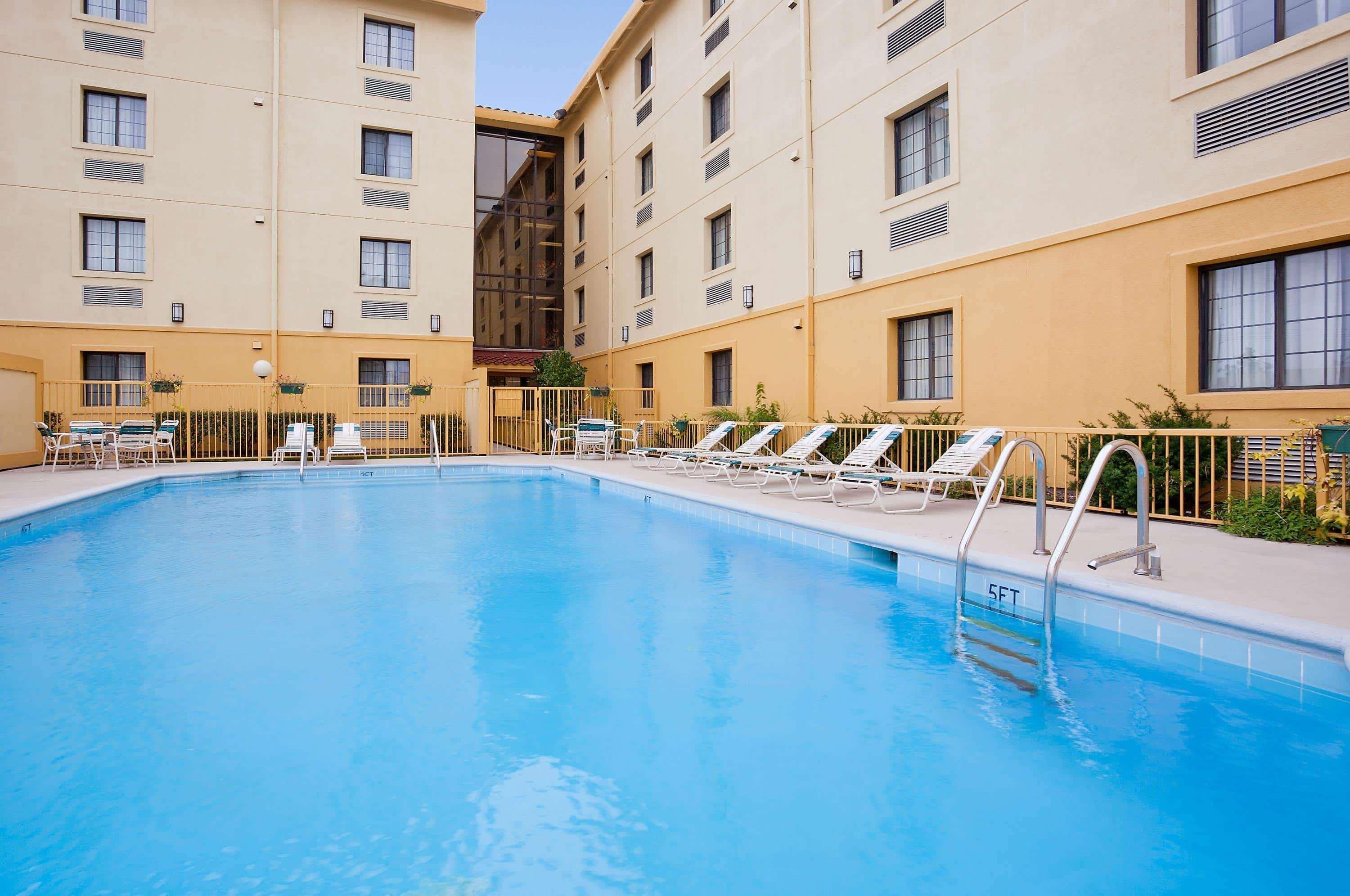 Chicago O'Hare Airport Hotel Elk Grove Village Exterior photo